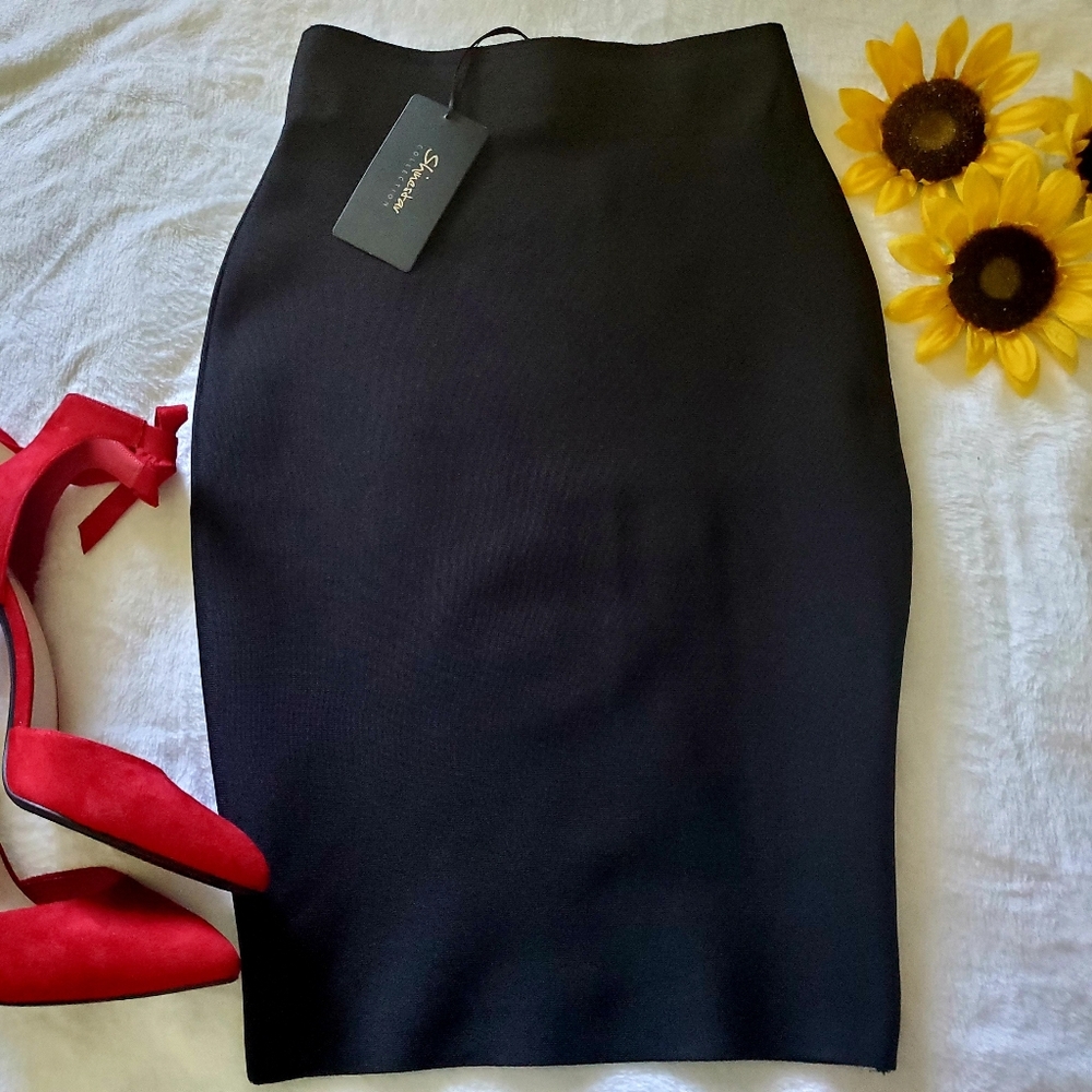 SHINESTAR Women's BLACK SKIRT Size: S